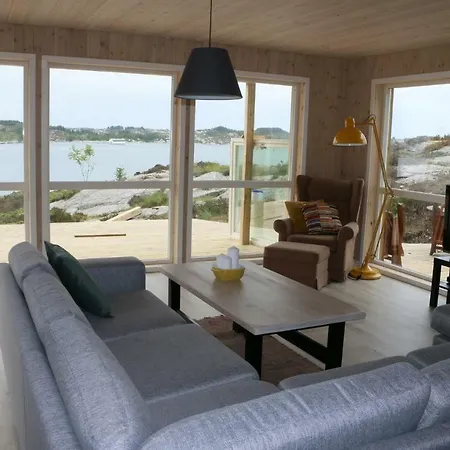 Holiday home Austefjordstunet 12 *